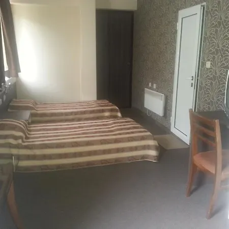 Hotel Lilia Family 2*